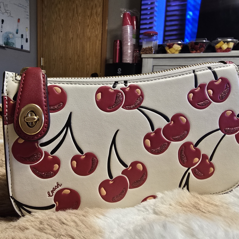Coach Nolita 19 Cherry Print Small Purse - White/Red - New No Tags - Picture 4 of 10
